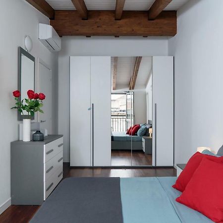 Large Apartment In Milan Center ภายนอก รูปภาพ